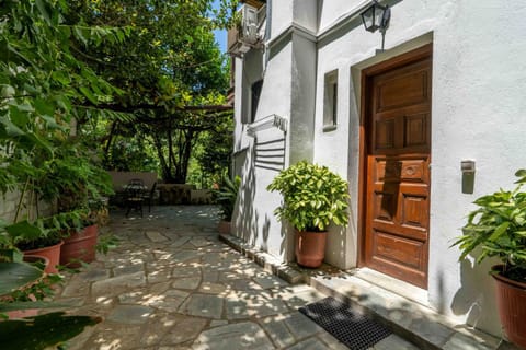 Property building, Garden, Garden view