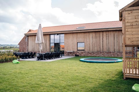 't warm nest House in Flanders