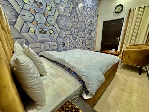 Millat Guest House G9-4 Bed and Breakfast in Islamabad