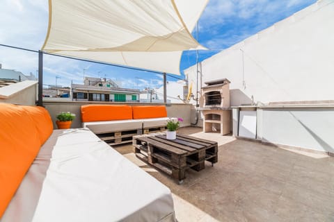 BBQ facilities, Balcony/Terrace, Photo of the whole room