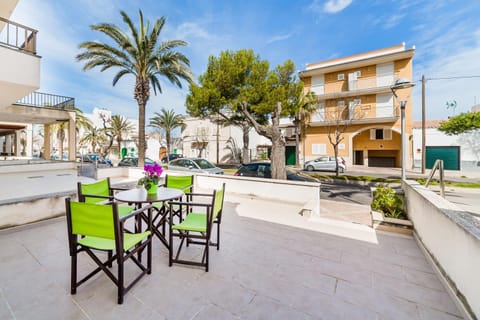 Balcony/Terrace, Photo of the whole room, Beach