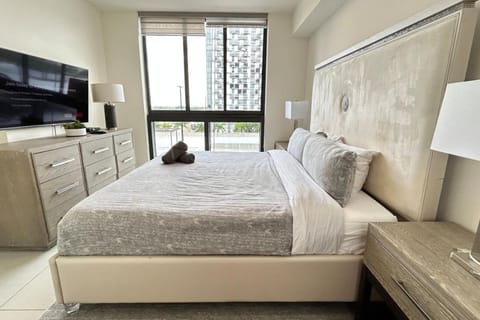 Doral Resort Style Studio Apartment in Doral