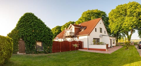 Property building, Garden, Garden view