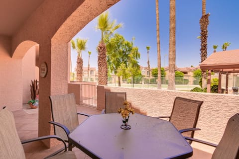 Lake Havasu City Gem with Patio and Pool Access! House in Lake Havasu City