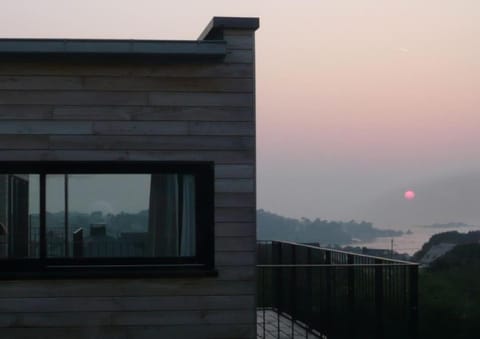 Maison d'architecte face à la mer House in Penvénan