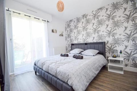 Appt 4 pers à 400m plage avec jardin Apartment in Dinard