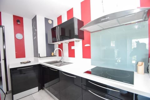 Appt 4 pers à 400m plage avec jardin Apartment in Dinard