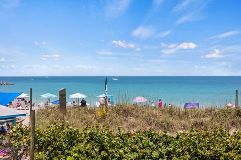 Oceanfront Inn Room #18- Ocean View Balcony Hotel in Fort Pierce