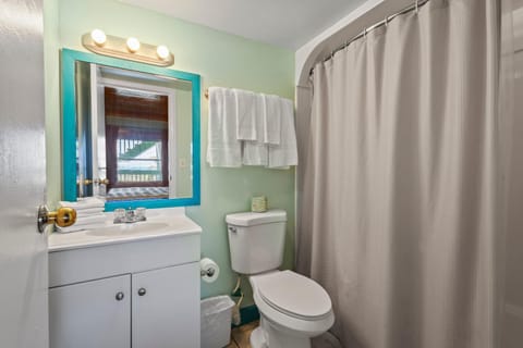 Oceanfront Inn, Partial Ocean View, King Bed, #7 Hotel in Fort Pierce