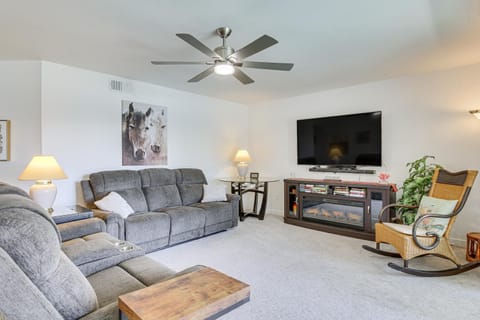 Palm Springs Area Condo with Resort Amenities! Apartamento in Cathedral City