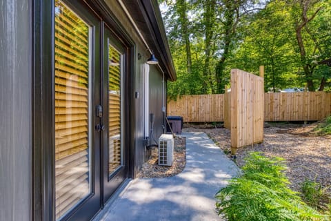 Open Sky Retreat House in Jenkins Mill