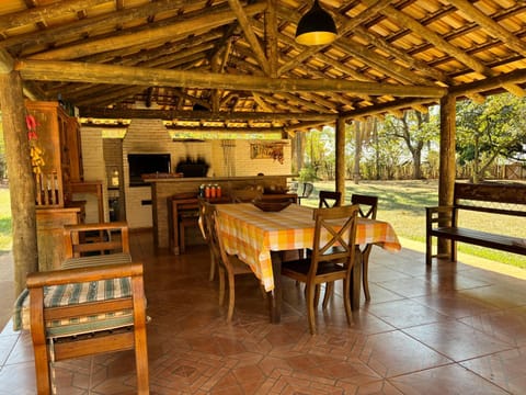 BBQ facilities, Dining area, oven, pet friendly