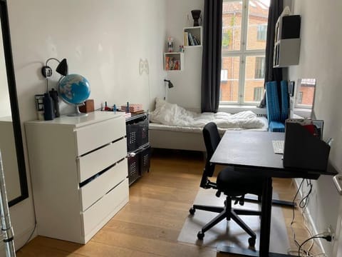 Unique luxury with large balcony Apartment in Frederiksberg