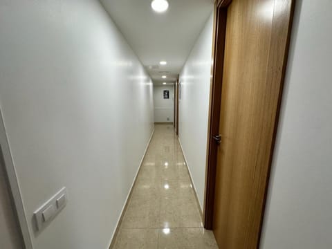 15min plaza catalunya 5 mint to beach and tren Apartment in Barcelona