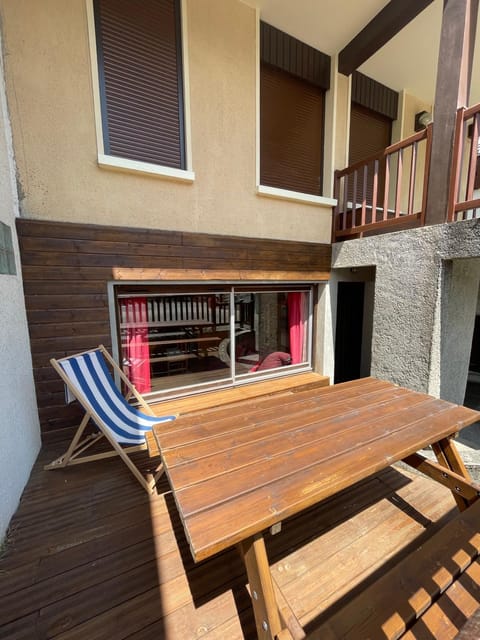 Appartement 4 à 6 P proche télécabine et centre Apartment in Champagny-en-Vanoise