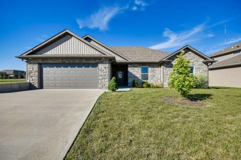 Steps to Park Home with Fenced Yard in Columbia House in Columbia