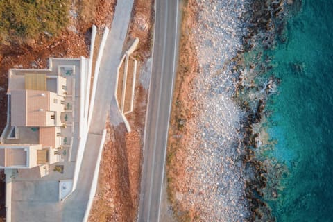 Neighbourhood, Natural landscape, Bird's eye view, Sea view, Street view