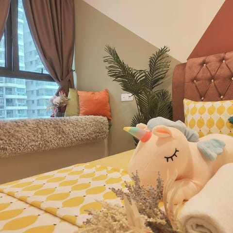 轻奢风休闲三卧三卫6-12人适合家庭入住Danga Bay Apartment in Johor Bahru