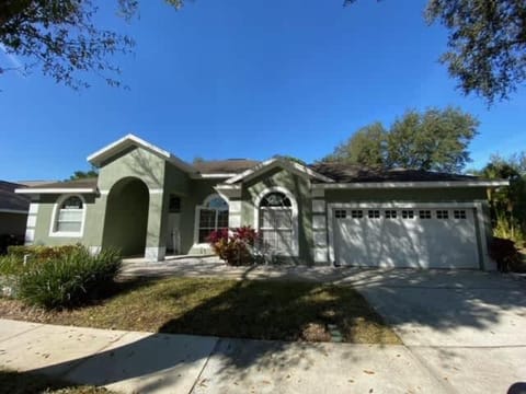 Golf Course Views Large Pool Deck Villa in Southern Dunes House in Haines City