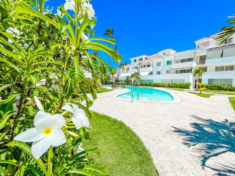 Garden view, Pool view