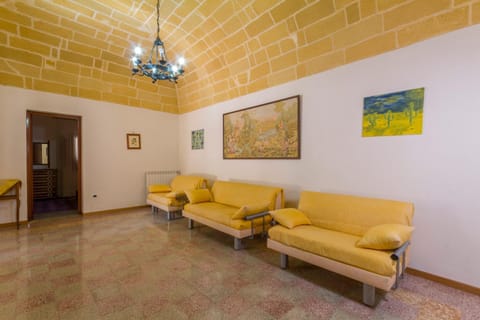 Residence Le Saline Aparthotel in Marsala