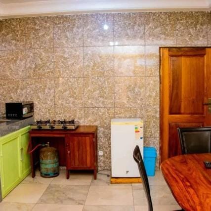 Paisible appart a la base industrielle Apartment in Republic of the Congo