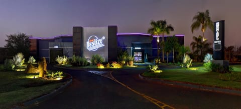 Property building, Facade/entrance, Night