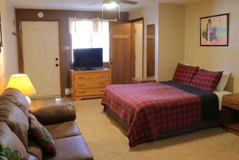 Aspen West Deluxe 3 - On Main St - Fireplace - Washer - Dryer - Grill House in Red River