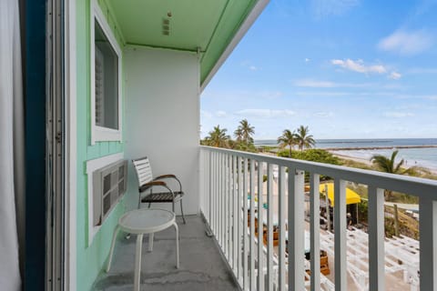 Ocean View Hotel Room with Balcony- 2 Full Beds #22 Hotel in Fort Pierce