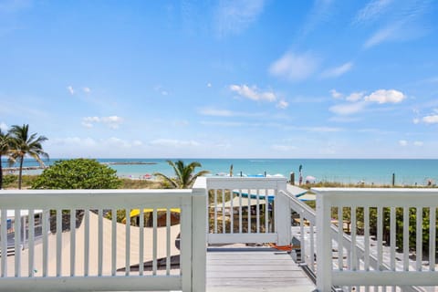 Oceanfront Inn Suite, Ocean and Inlet Views, King Bed, #12 Hotel in Fort Pierce