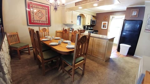 Claim Jumper Townhouse 22 - On The River - Across from the Fishing Ponds - In Town - Near The Ski Area - Fireplace - WiFi - Sate House in Red River