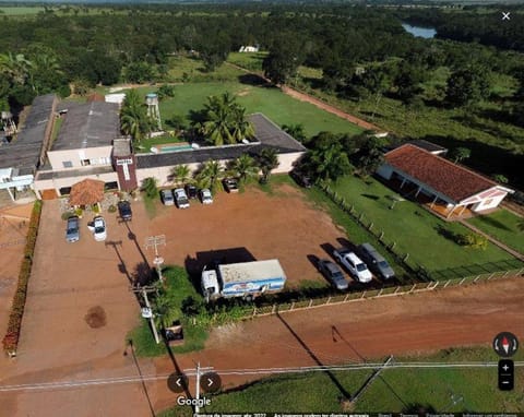 Property building, Natural landscape, Bird's eye view, Street view, Location, Parking