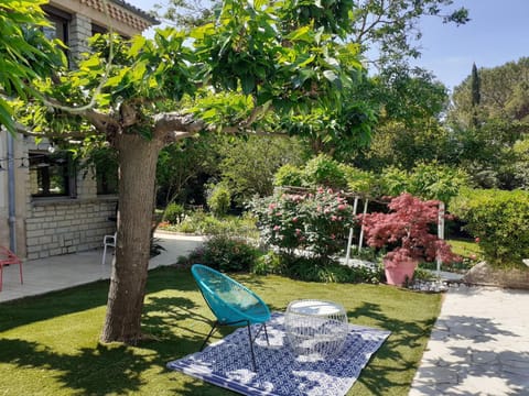 Belle villa avec piscine proche d Aix en provence Chalet in Cabriès