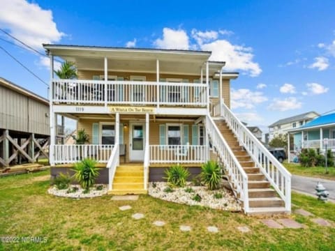 A Whelk on the Beach-Lower Duplex Villa in Carolina Beach