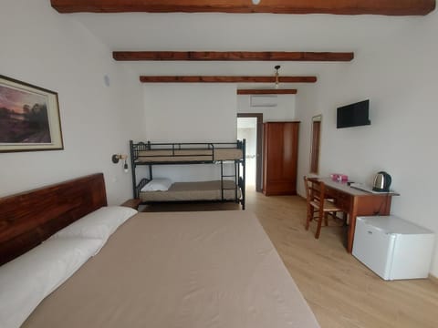 Agro 1798 Country Guest House Bed and Breakfast in Terracina