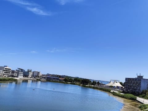 Lake view, Sea view