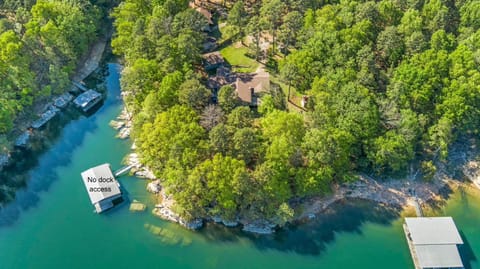 Piney Point-Beaver Lake-Hot Tub-Getaway House in Beaver Lake