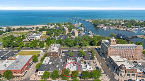 Nearby landmark, Neighbourhood, Bird's eye view, Location