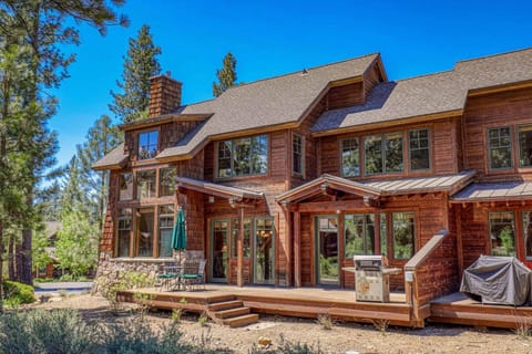 Fairway Drive 13151 by East West Hospitality House in Truckee