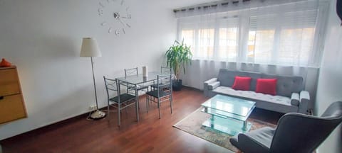 Appartement Cosy proche Orly Paris Saclay Apartment in Massy