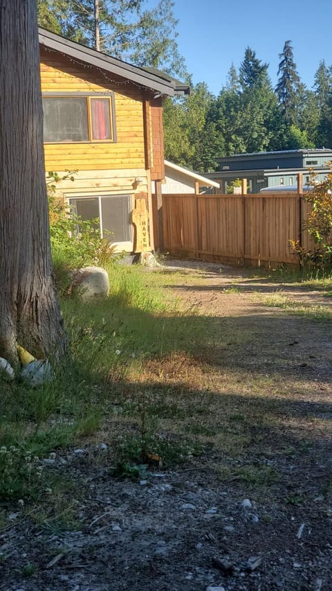 Haven Touchstone House in Roberts Creek