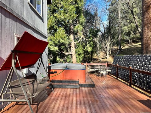 Day, Hot Tub, Balcony/Terrace, Garden view