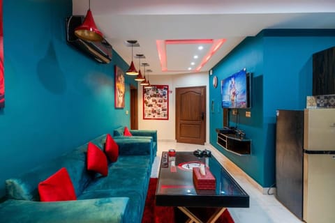 Communal lounge/ TV room, TV and multimedia, Living room, Seating area