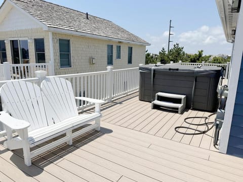 SS77 Waves of Joy House in Nags Head