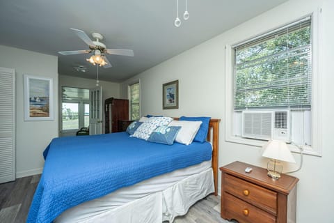 Scenic Folly Retreat by Sweet Escape Stays House in Folly Beach