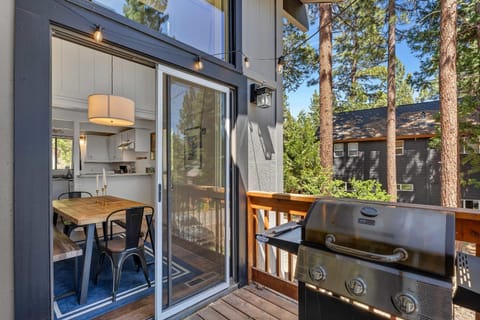 Bright 3BR Near Kings Beach and Northstar House in Tahoe Vista