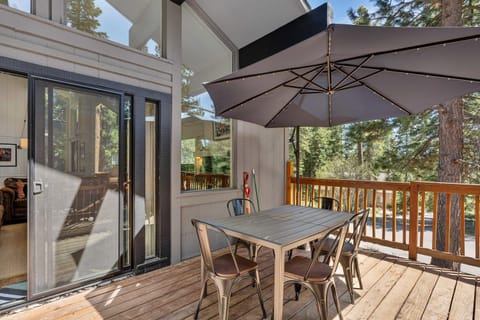 Bright 3BR Near Kings Beach and Northstar House in Tahoe Vista