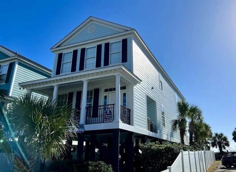 611A North Ocean Boulevard House in Surfside Beach