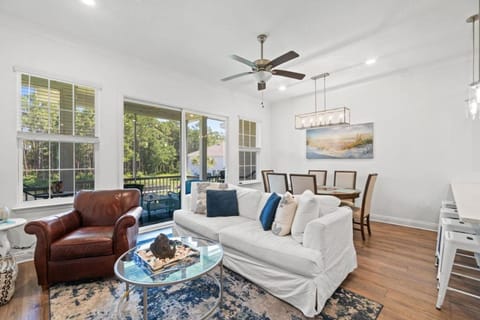 Fountain View at Kara Lake Townhomes House in South Walton County