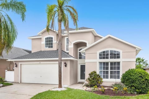 Property building, Day, Garden, Garden, Garden view